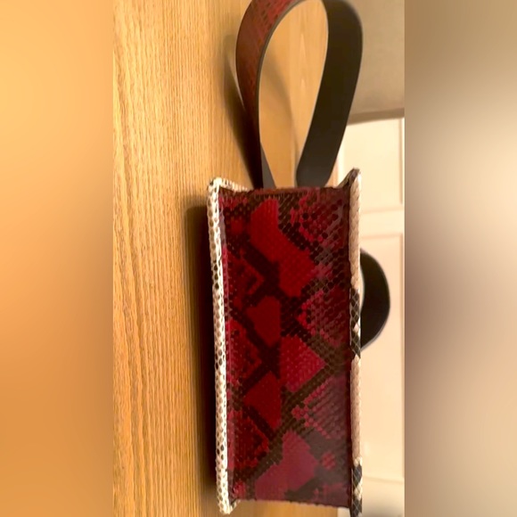 Fendi Kan I Flogo python bag- authentic with all papers - Picture 7 of 14